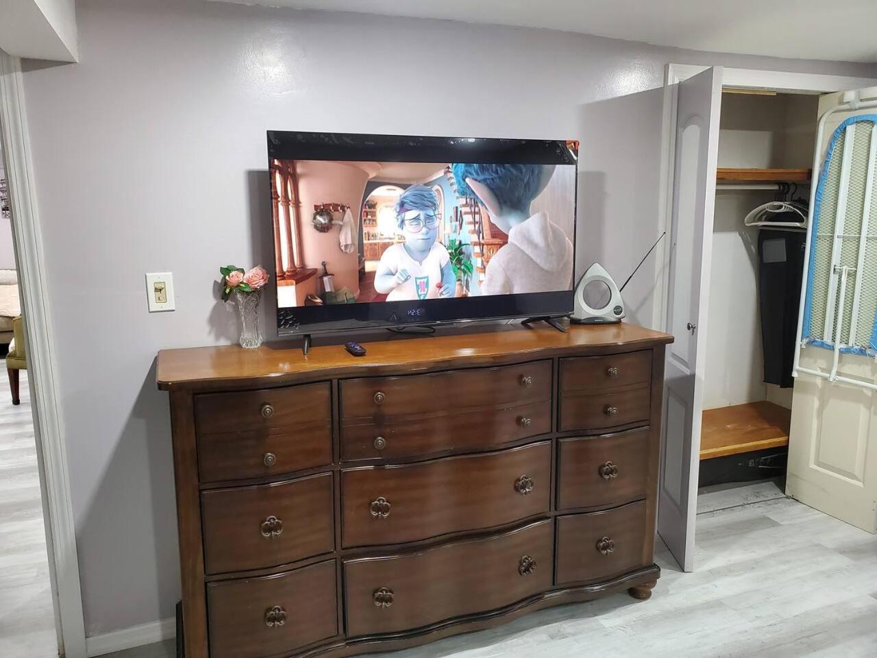 Lovely 2 Bedroom Apartment With 2 Entrance And Parking Nueva York Exterior foto